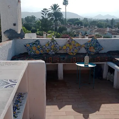 Stylish House With Swimming Pool,near & Town, Wifi Vakantiehuis